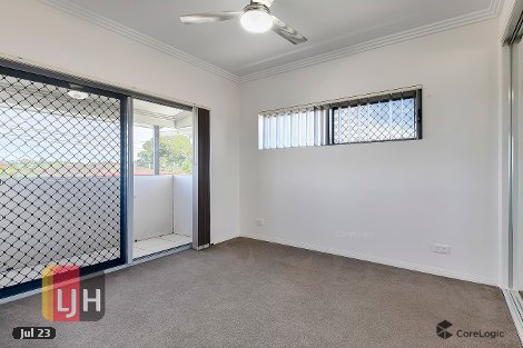 1/2 Rowell St, Zillmere, QLD 4034