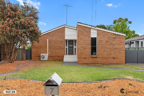 7 Cox Cres, Hobartville, NSW 2753