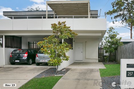 2/257 Hawken Dr, St Lucia, QLD 4067