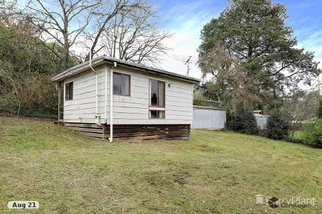 32 Alexander Rd, Cockatoo, VIC 3781