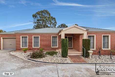 4 Bella Pl, Strathdale, VIC 3550