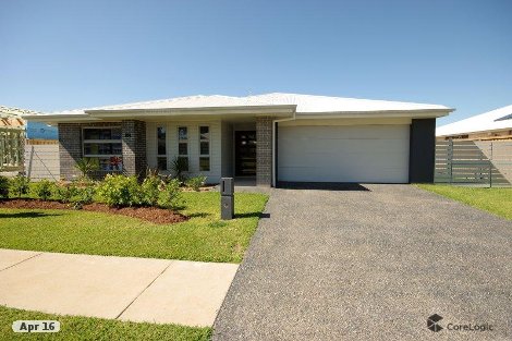 10 Watergum Cl, Sapphire Beach, NSW 2450