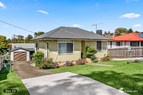 15 Carr Pde, Unanderra, NSW 2526