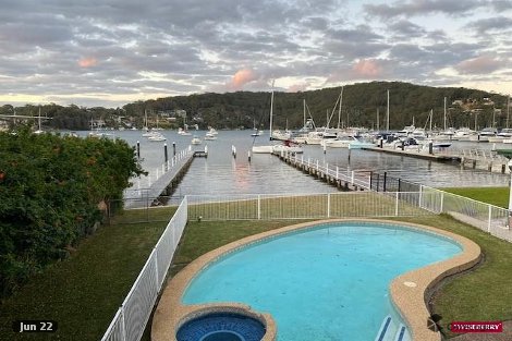 90 Booker Bay Rd, Booker Bay, NSW 2257