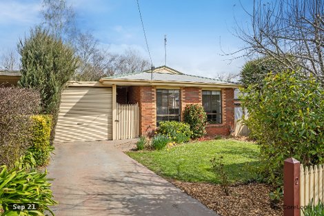 2/19 Wood St, Woodend, VIC 3442