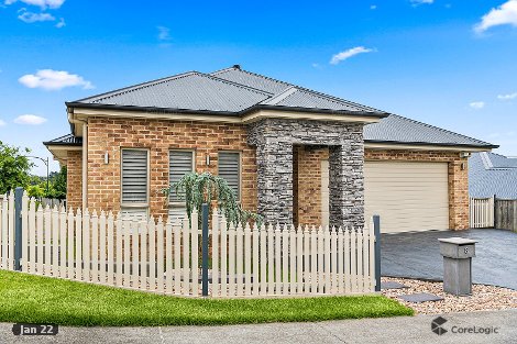 8 Garran Ave, Renwick, NSW 2575