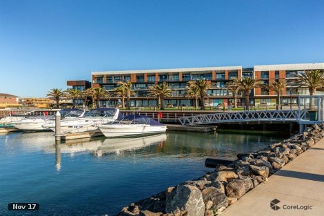 119/50 Catamaran Dr, Werribee South, VIC 3030