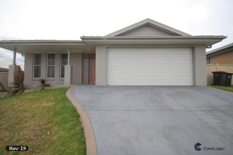 11 Portabello Cres, Thornton, NSW 2322