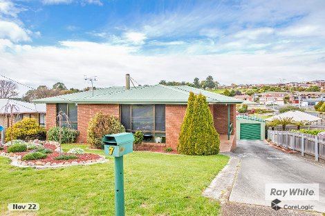 7 Greenacre St, Upper Burnie, TAS 7320