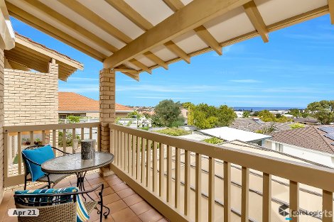 5b Foam Pl, Ocean Reef, WA 6027