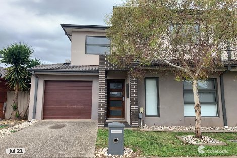 1/2 Ozzimo Way, Werribee, VIC 3030