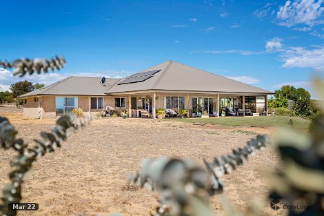 18 Dolbys Dr, Waggrakine, WA 6530