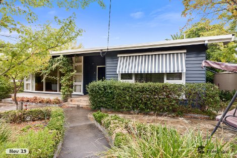 10 Kara St, Kennington, VIC 3550