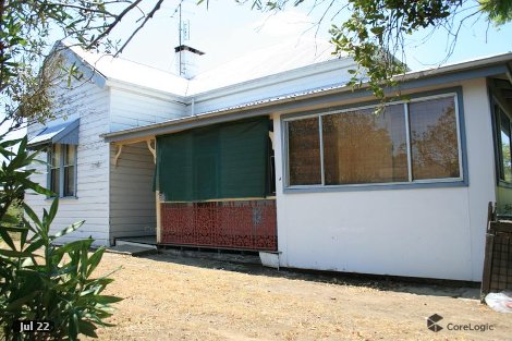 81 Lord St, Dungog, NSW 2420