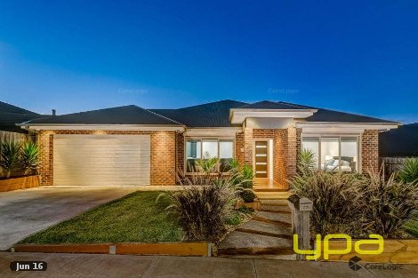 22 Peter Pan Cres, Kurunjang, VIC 3337