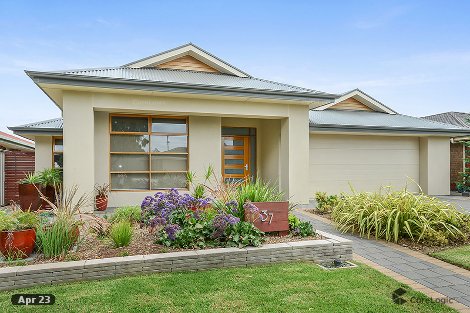 37 Ainslie Roberts Dr, Encounter Bay, SA 5211