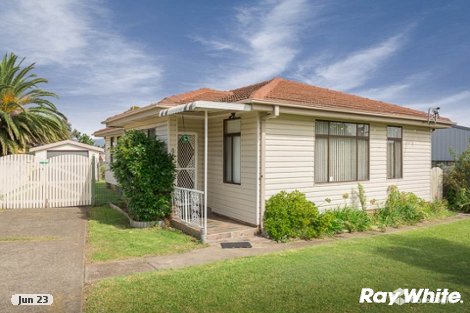 3 Stanley St, Lake Illawarra, NSW 2528