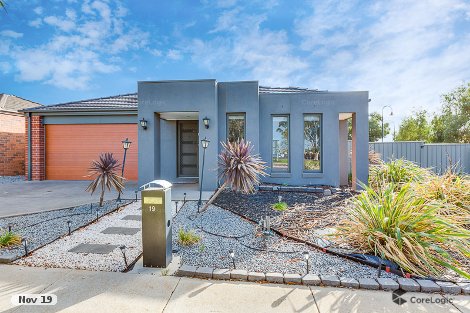 19 Moonglow Cres, Maddingley, VIC 3340