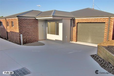 2/7 Ferry Gr, Newcomb, VIC 3219