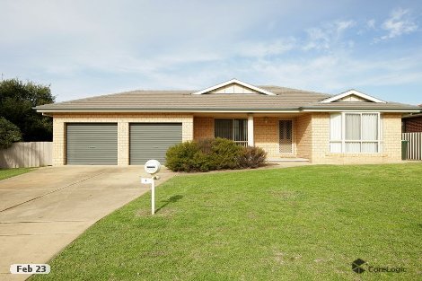 4 Paldi Cres, Glenfield Park, NSW 2650