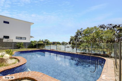 4 Cypress Dr, Broadbeach Waters, QLD 4218