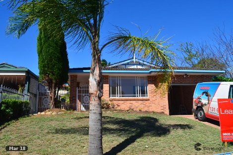 25 Mary St, Macquarie Fields, NSW 2564