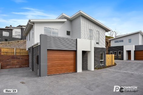 1/4 Dowding Cres, New Town, TAS 7008