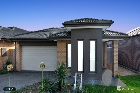 9 St Gwinear Lane, Cranbourne North, VIC 3977