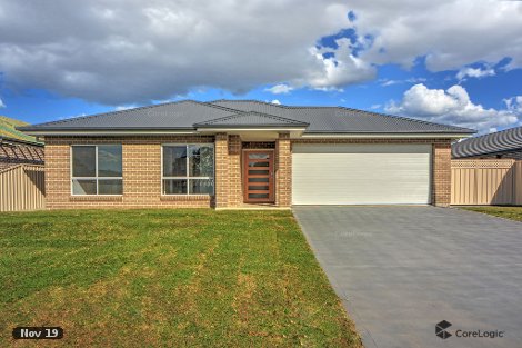 19 Brassia Rise, South Nowra, NSW 2541