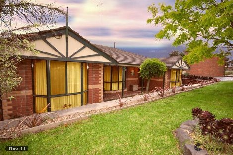 196 Erinbank Cres, Attwood, VIC 3049