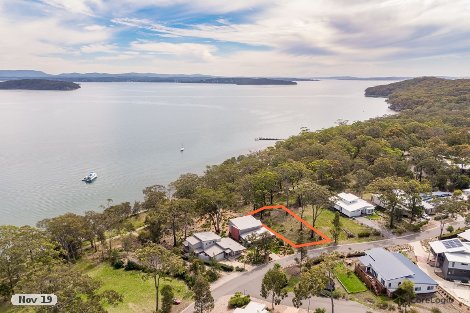 51 Lake Point Way, Murrays Beach, NSW 2281