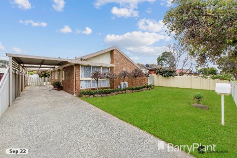 11 Hazel St, Melton South, VIC 3338