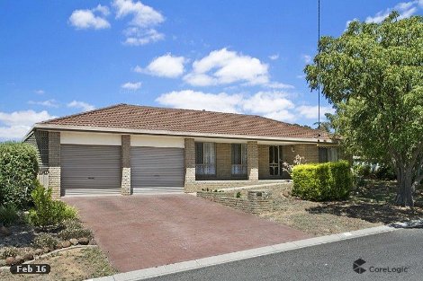 13 Howell Cres, Kangaroo Flat, VIC 3555