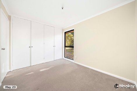 8 Zwar Pl, Florey, ACT 2615