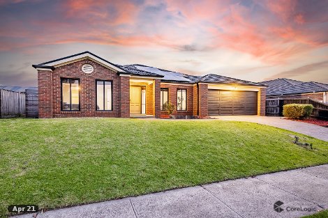 19 Sussex Ave, Cranbourne North, VIC 3977