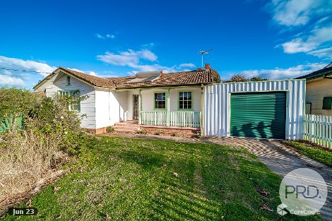 17 Tichborne Cres, Kooringal, NSW 2650