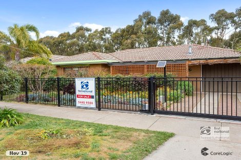 68 Gill Ave, California Gully, VIC 3556