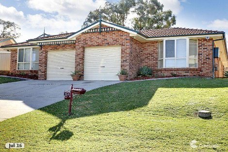 15 Mackenzie Pl, Kearns, NSW 2558