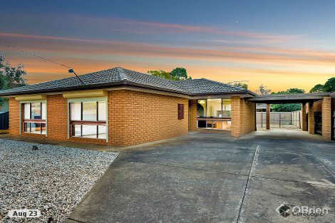 13 Ravenslea Cres, Deer Park, VIC 3023