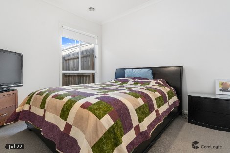 1/13 Silverdale Dr, Darley, VIC 3340