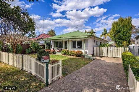 8 Loftus St, Regentville, NSW 2745