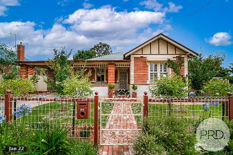 38 Meurant Ave, Wagga Wagga, NSW 2650