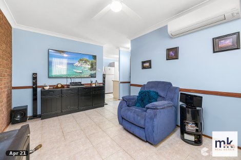 2/102 Chasselas Ave, Eschol Park, NSW 2558