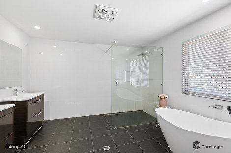 17 Hawk Pde, Thornlands, QLD 4164