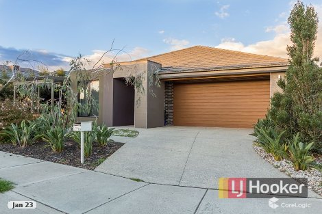 10 Kindred Ave, Cranbourne North, VIC 3977