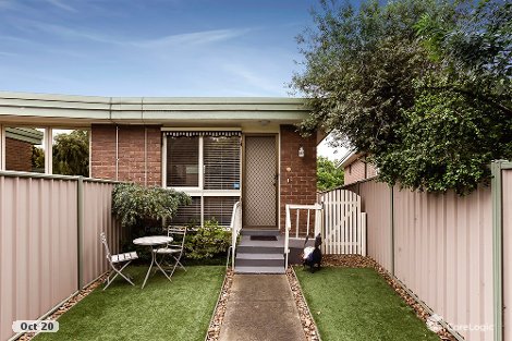 8/1 Gracedale Ct, Strathmore, VIC 3041