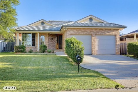 7 Chapman Cct, Currans Hill, NSW 2567