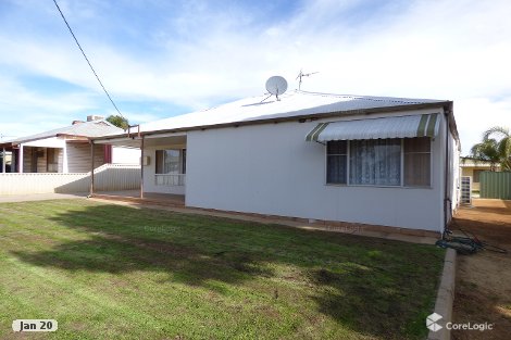 35 French Ave, Merredin, WA 6415