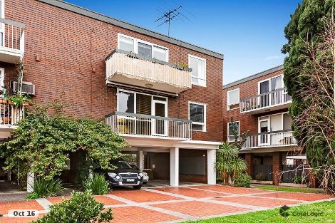 18/1 Whitehall Ct, Caulfield North, VIC 3161