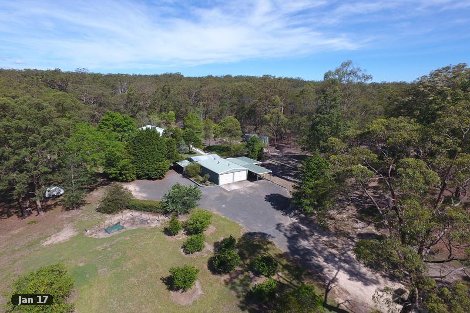 12 Pinnell Rd, Crows Nest, QLD 4355